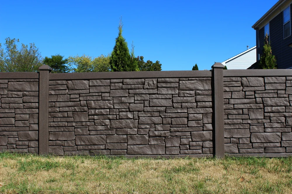 Residential Composite Fence_0